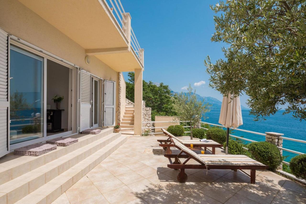 House Karlo Villa Pisak Exterior photo